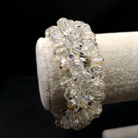Vintage Japan Expandable Bracelet, Clear Crystal Beads, Cha Cha, 1960s - Picture 3 of 7
